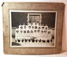 1930 teen girls, white